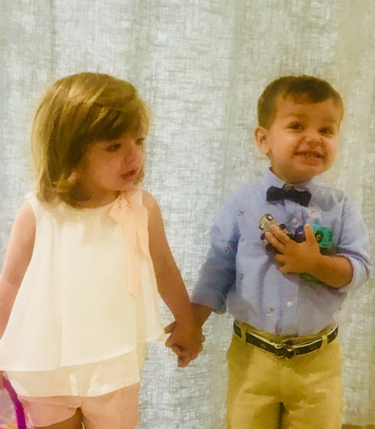 F52F4E94-9A04-4D66-A57B-CA1E10F33BD6