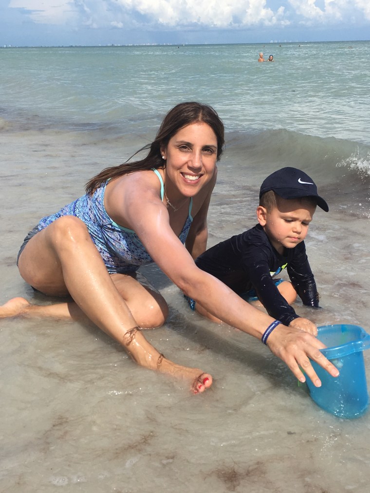 03CD5B3A-1A90-4BF1-9D2D-1A85F2794172