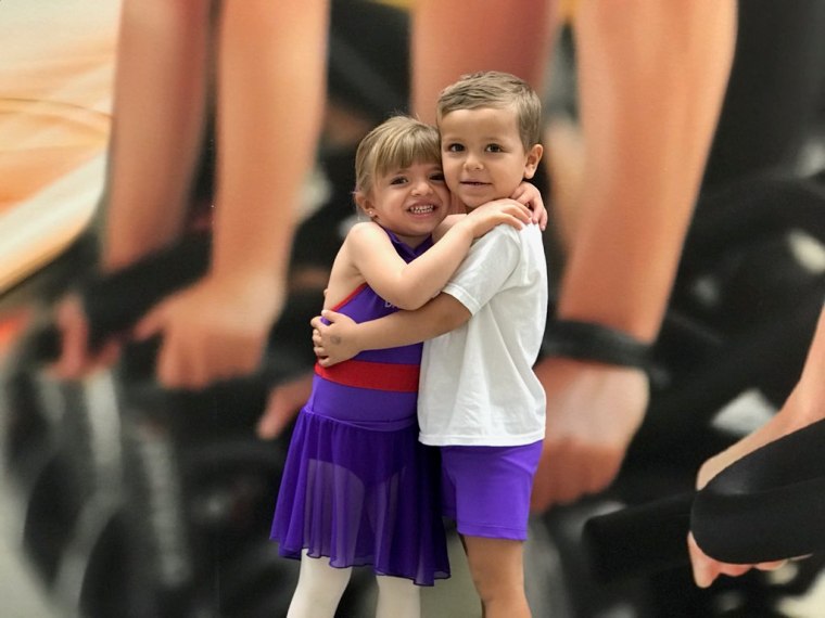 DFBAB0F4-B899-4FA1-BB4A-F6EE8909B041