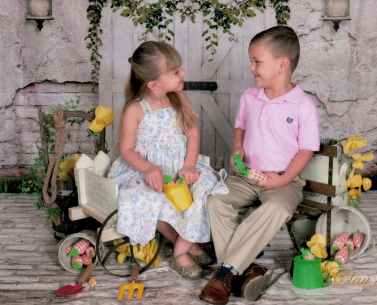 Twins Easter Look 2020